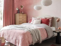 Dekowohnzimmer in Braun-Pink Ideen & Inspiration